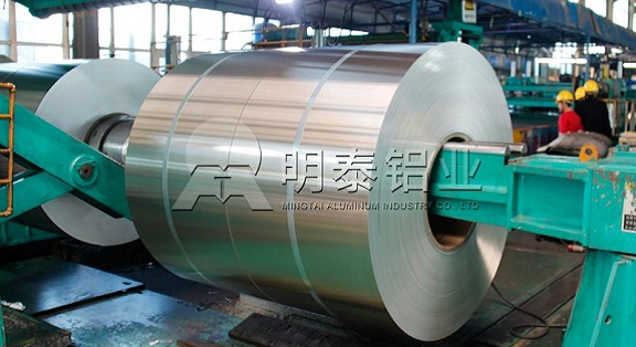 加多（duō）寶（bǎo）和王老吉（jí）共享（xiǎng）紅罐包裝，罐裝材料（liào）實為5182鋁板