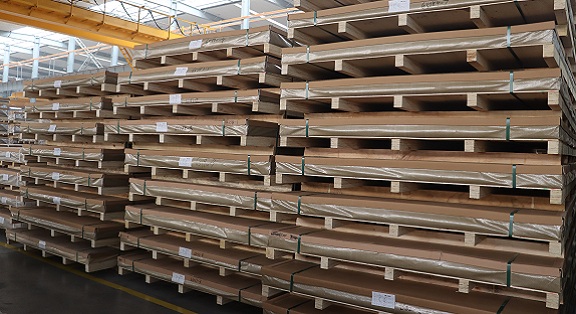 3003鋁板-燈具外（wài）殼鋁板材料